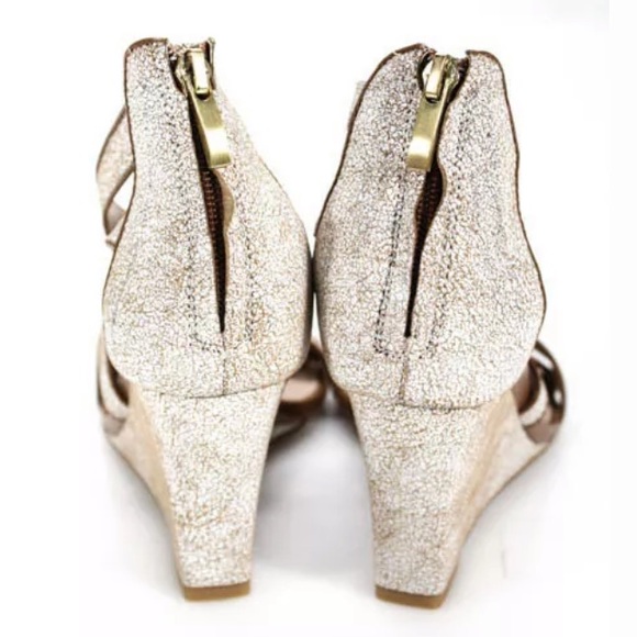 FRENCH CONNECTION LEATHER WEDGES SIZE 41
: - Picture 3 of 6